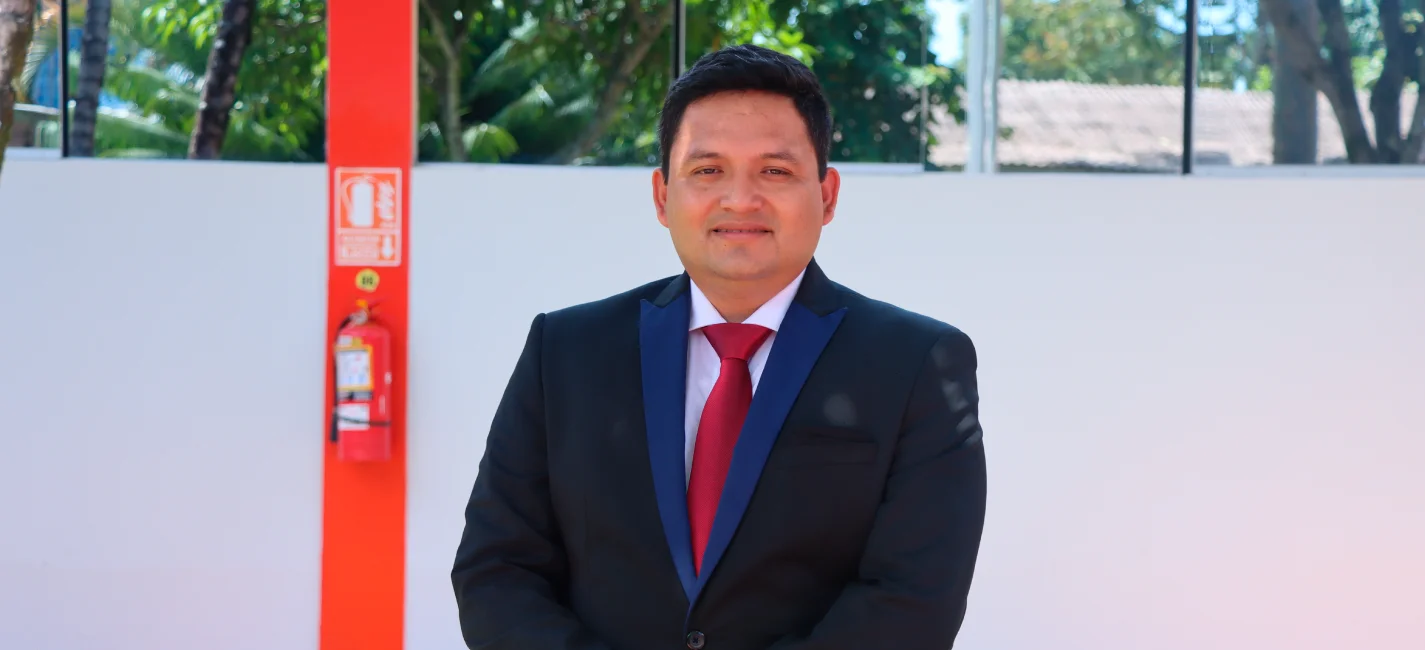 Mgtr. Elar Francisco Santos Díaz Mgtr. Elar Francisco Santos Díaz
